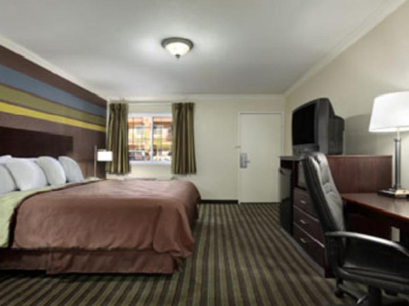 Express Inn & Suites Ontario Airport Exterior foto